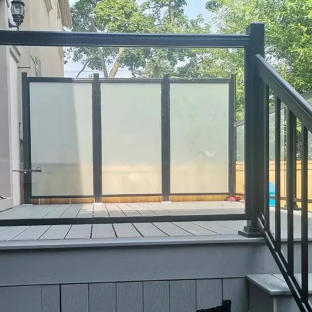 Aluminum Fence Guardrails - Image 2